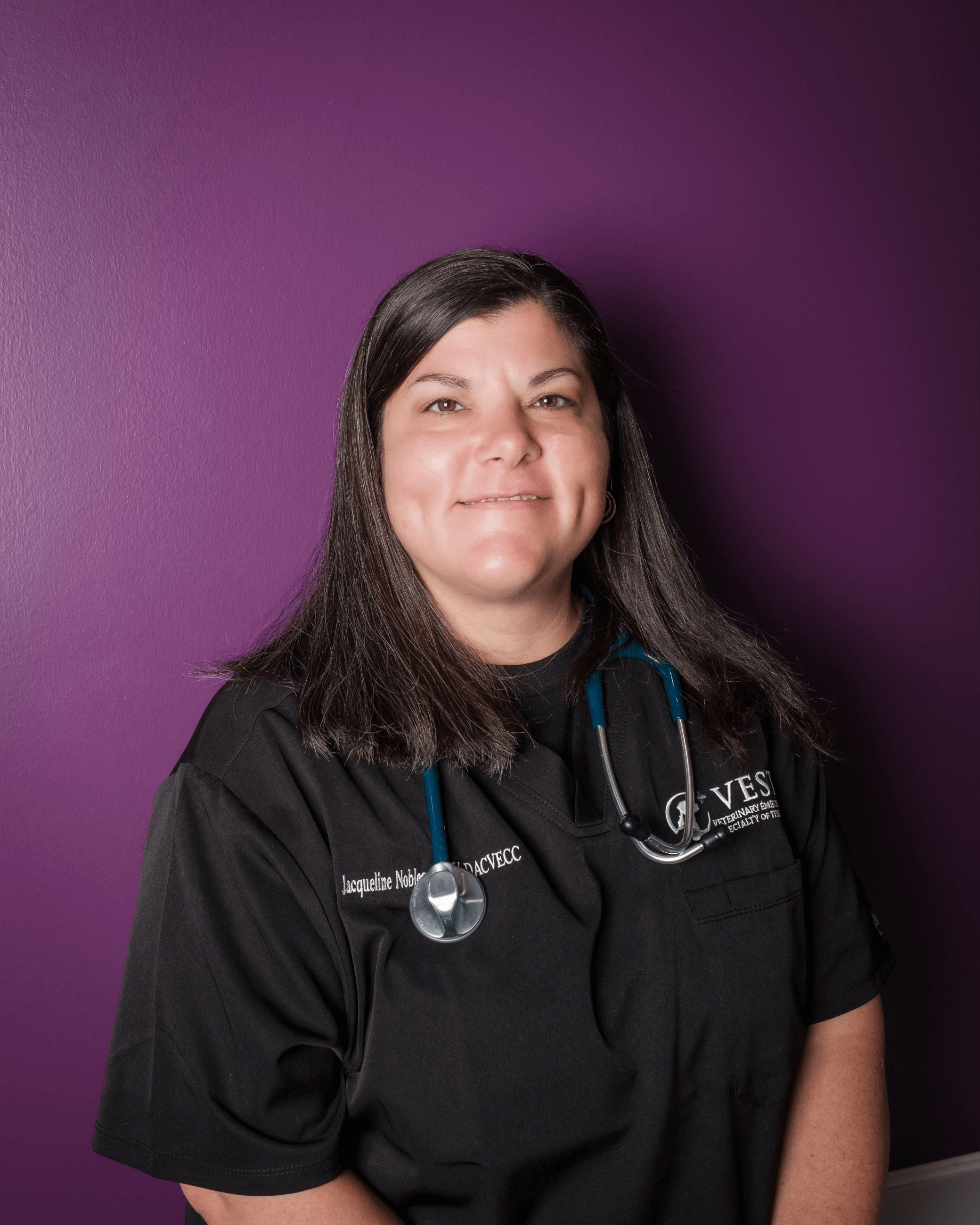 Dr. Jacqueline Nobles, DACVECC Dr. Jacqueline Nobles, DACVECC